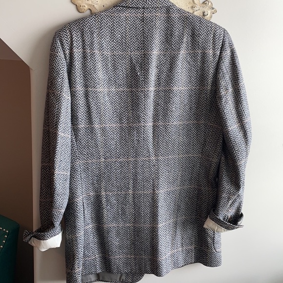 BEAUTIFUL PLAID FALL GRANDPA BLAZER! - Picture 7 of 8